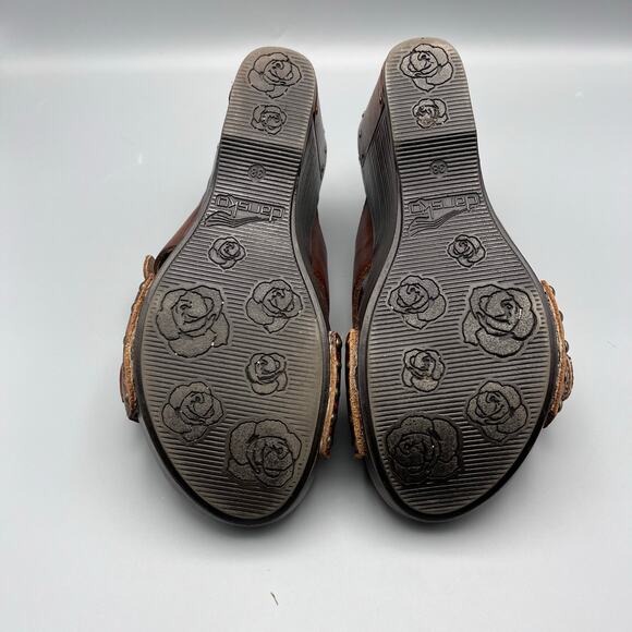 Dansko Wedge Heel Brown Leather Sandals Size 38 Double Strap Buckle Studs - Picture 5 of 8